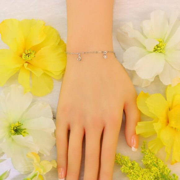 Minimalist Bracelet, Sleek & Modern Design, Women’s Fashion, YC110364-B - Picture 4 of 10